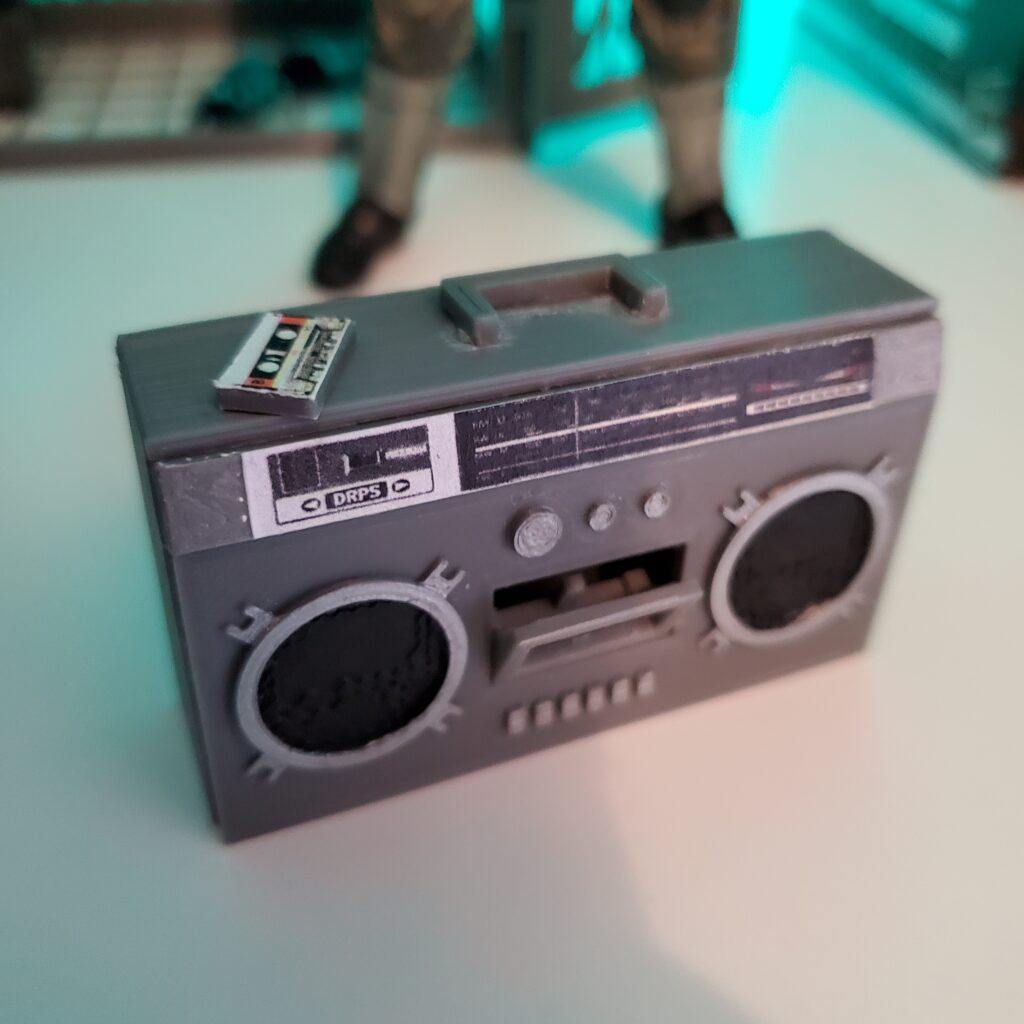 3D Printed ghetto blaster with cassette tape compartment