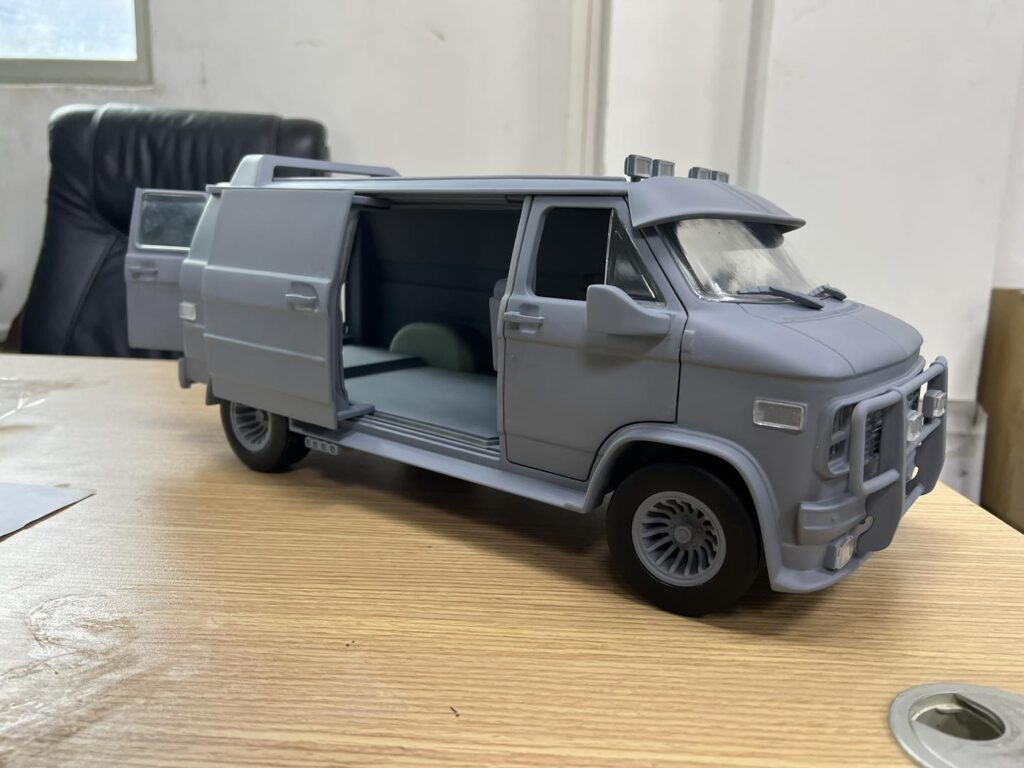 Ramen Toy 80's Van Slide Door